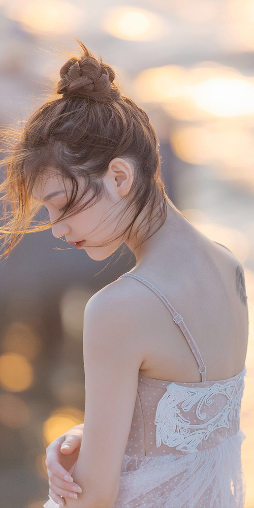 幽灵军团觉醒，哈利伯顿九记三分瓦解费城防线，黄蜂团队篮球的完美胜利